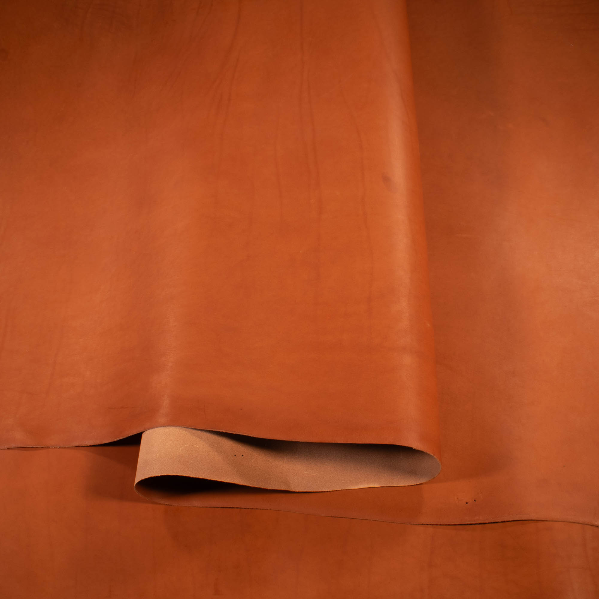 Hermann Oak – A Grade – Dyed Skirting 3/4oz