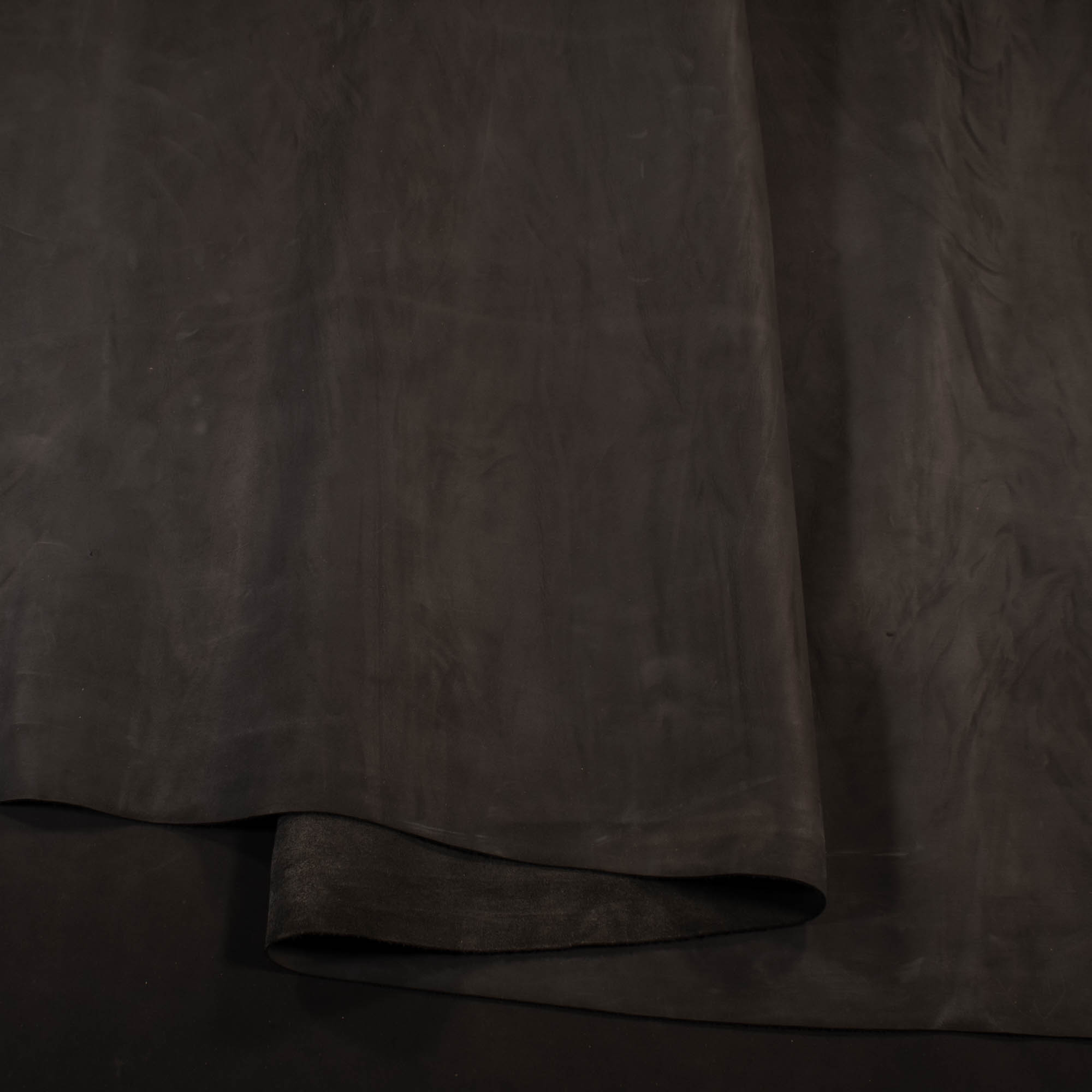 Horween – Snuffed Suede – Black 3/4oz