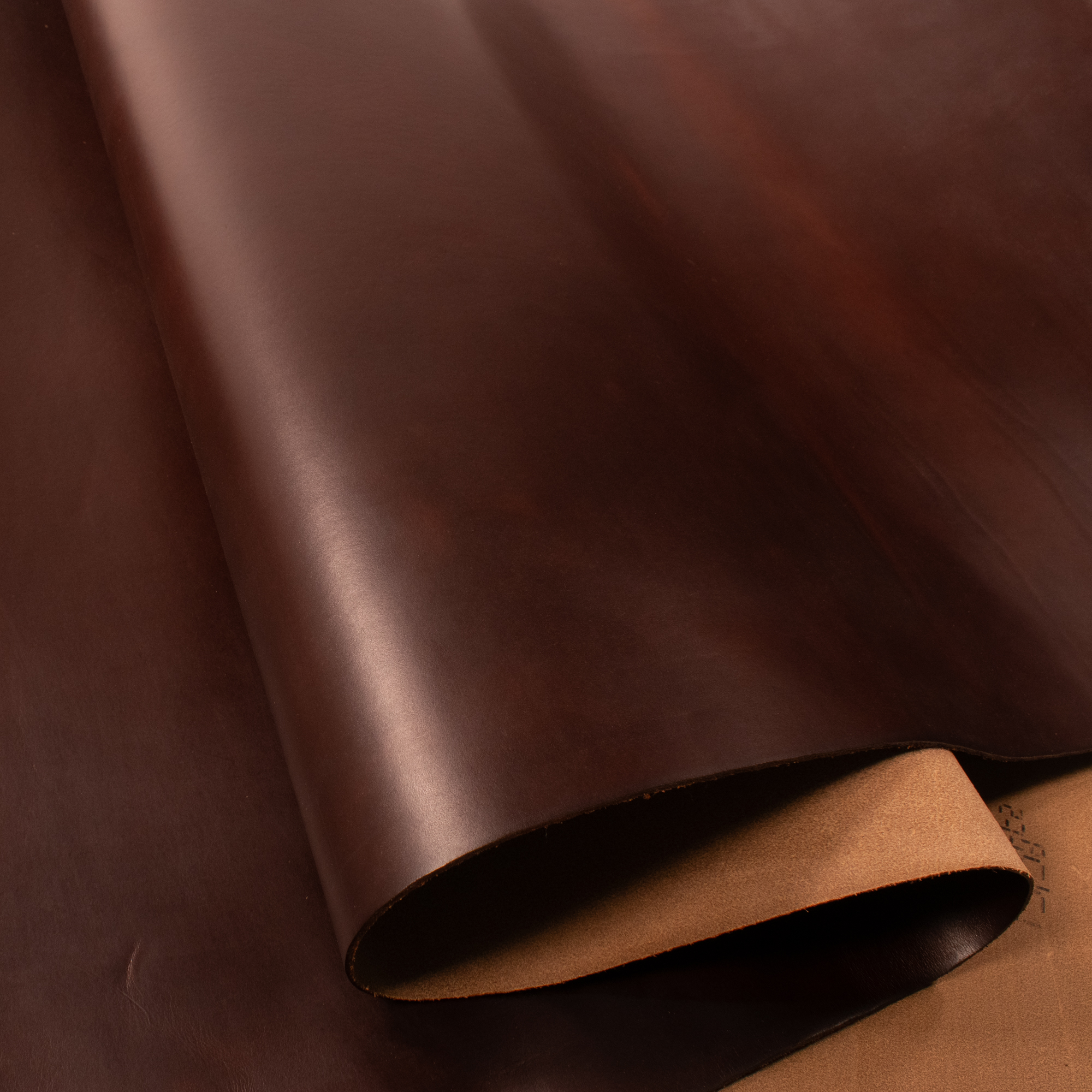 Horween - Chromexcel® - Brown 3-10oz - Maverick Leather Company